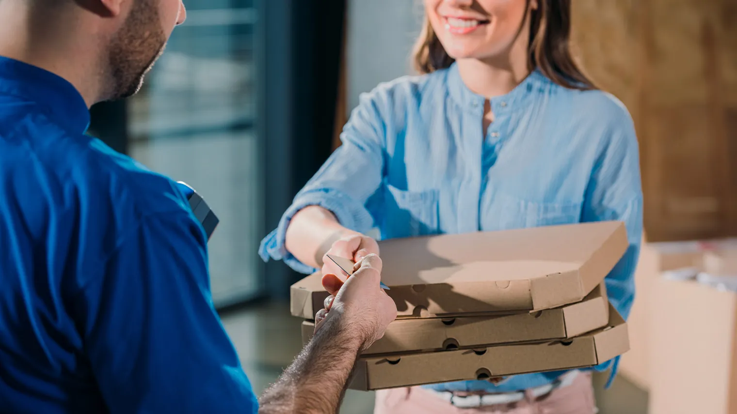 Jedzenie na dowóz - dostawa do domu